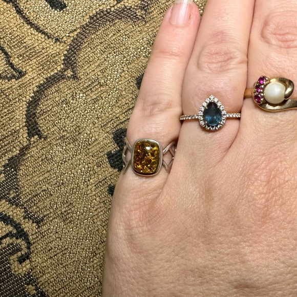 Silver and amber ring. - Picture 10 of 17